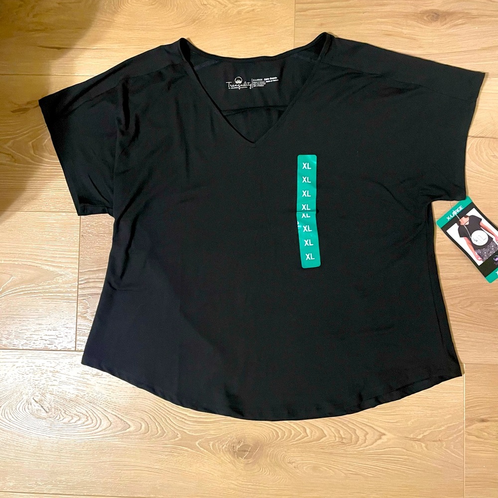 H&M Womens Top Size XL Black Tranquility Short Sleeve T-Shirt NWT